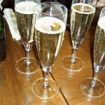 ア ミオ アージョ - スプマンテ（スパークリング・ワイン）