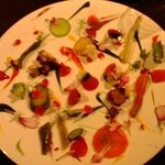 ALTOMOND - お花とカラフルな野菜や果実のソースのパレット