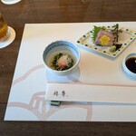 292918590 - まずは先付から。おひたし、おさしみ、そして…