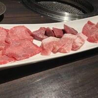 焼肉 青山外苑 - 