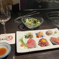 焼肉 青山外苑 - 