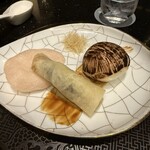 龍天門 - 北京ダック　キノコ饅頭添え