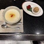 龍天門 - 開業30周年記念　30年紹興酒プリン入りデザートプラッター