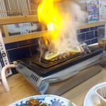 黒毛和牛ホルモン 大衆焼肉しんすけ - 