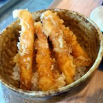 手打蕎麦 たじま - カニ天丼 950円(税込)