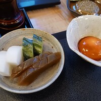 銀座 四代目 高橋屋 銀座店 - 鰻の味変用?鰻のタレに漬け込んだ卵の黄身