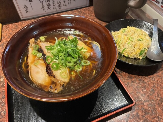 中華麺食堂 亀吉 - 谷町四丁目/ラーメン | 食べログ