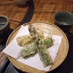 浅草 ひら山 - アスパラの天麩羅 山形県　甘えんぼう