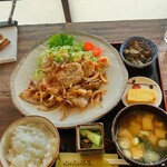 ぷくぷく茶屋。 - 生姜焼き定食