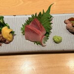 丸鶏料理と濃厚水炊き鍋 鳥肌 - 