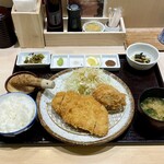 とんかつ 知青 - 上ロースかつと上ヒレかつ御膳