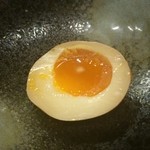 臥龍 - 半熟味玉(つまみ)