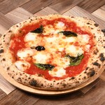 PIZZA＆Burrata Vespa - マルゲリータ