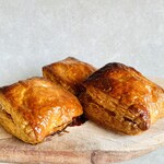 カフェ クラフツマン ベース - アップルパイ　420円