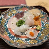 味あら井 - 刺身盛合せ：とらふぐ・アオリイカ・赤貝・たいらぎ・クエ