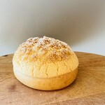カフェ クラフツマン ベース - メロンパン　250円