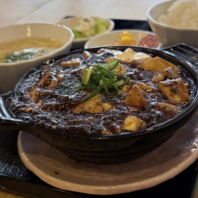 ピカピカ食堂 - 国際センター/中華料理 | 食べログ