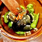 湖南人家 - 叩きピータンと青唐辛子の炒め1,408円