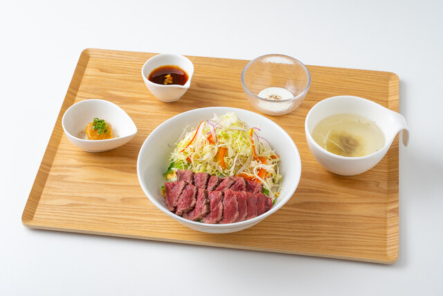 馬刺し専門 大久保商店 - 猪苗代（馬肉料理）の写真