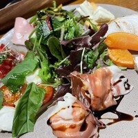 MAKIBI - 