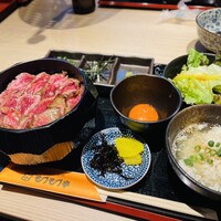 炭火和牛焼肉もうもう亭 広小路店 - 
