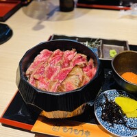 炭火和牛焼肉もうもう亭 広小路店 - 