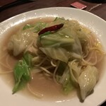 横浜トリスバー - アンチョビキャベツのパスタ