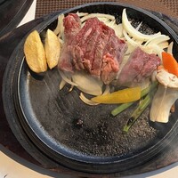 三田屋本店 箕面小野原 - 特選ハラミステーキM:110g