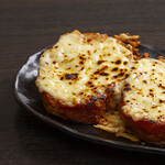 お好み焼きバル祐 - フレンチトースト風バケットチーズのせ