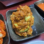 焼肉幸泉 - アボカドキムチ