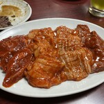 焼肉幸泉 - ホルモン