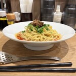 麺と肴 担々麺 ぺん坊 - 