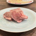 焼肉 三日月 - ハラミ塩。