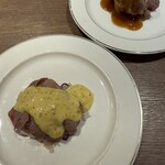 NARITA BOLD KITCHEN - ライブキッチンのブラックオパールビーフの瞬間ポシェ