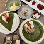 NARITA BOLD KITCHEN - ライブキッチンの抹茶クレープといちごのモンブラン