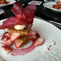 DINING & BAR TABLE 9 TOKYO - 