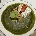 NARITA BOLD KITCHEN - 抹茶クレープに抹茶アイスを乗せて