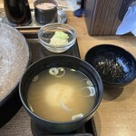 牛かつ いち華 - 味噌汁