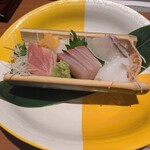 宿中屋 - 夕食(季節の鮮魚刺身)