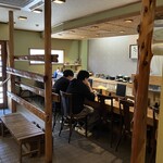 牛かつ いち華 - 店内