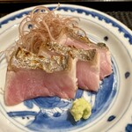 豪龍久保 - めじまぐろ 焼き霜造り