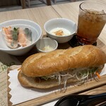 バインミーゴンゴン 大久保店 - 