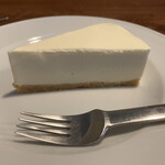 トランク - スイーツはレアチーズケーキのみ。