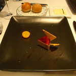 オーグードゥジュール ヌーヴェルエール - ガトーフォアグラ　イチジクの香る滑らかな北海道産クリームチーズ。