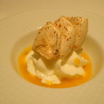 オーグードゥジュール ヌーヴェルエール - クレームダンジュ　マンゴーソース(正式名称は不明)。