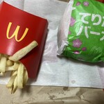 マクドナルド - 料理写真:てりたまバーガー、ポテト。