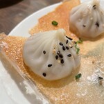 羽根つき焼き小龍包 鼎's - 