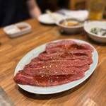 炭火焼肉ホルモンさわいし - 