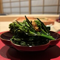 備長炭焼鳥 鳥しげ - 吉田桑高農園の黒キャベツの菜花のおひたし