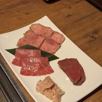 焼肉うしごろ 西麻布本店 - 